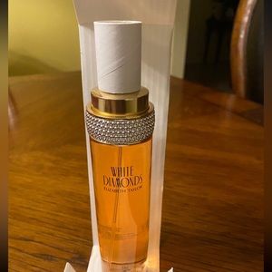 Elizabeth Taylor White Diamonds Perfume